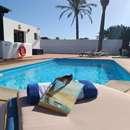 Rebecca פלאיה בלנקה